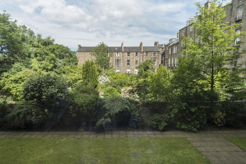 Fountain Court Apartments - Royal Garden — Photos 3